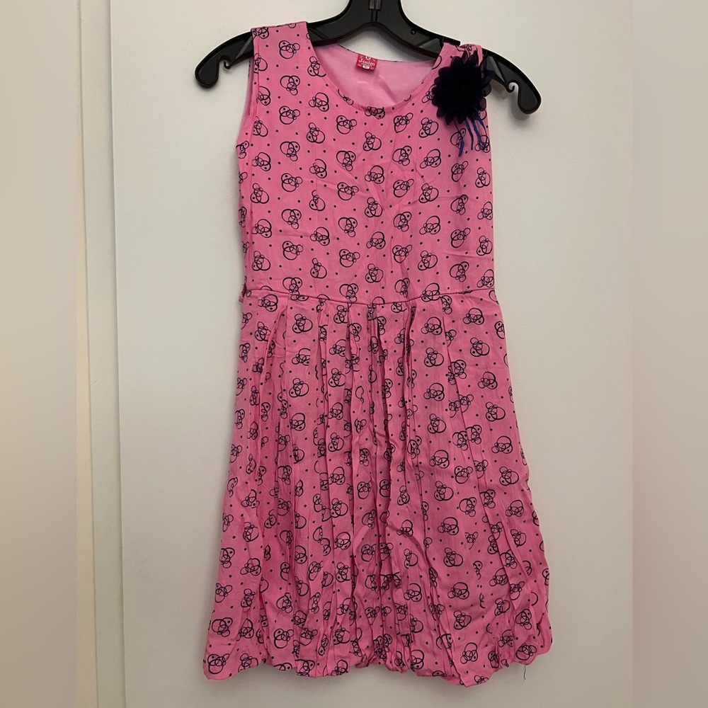 New Girls Pink Small Sleeveless Dress with Black/Navy Floral Detail
